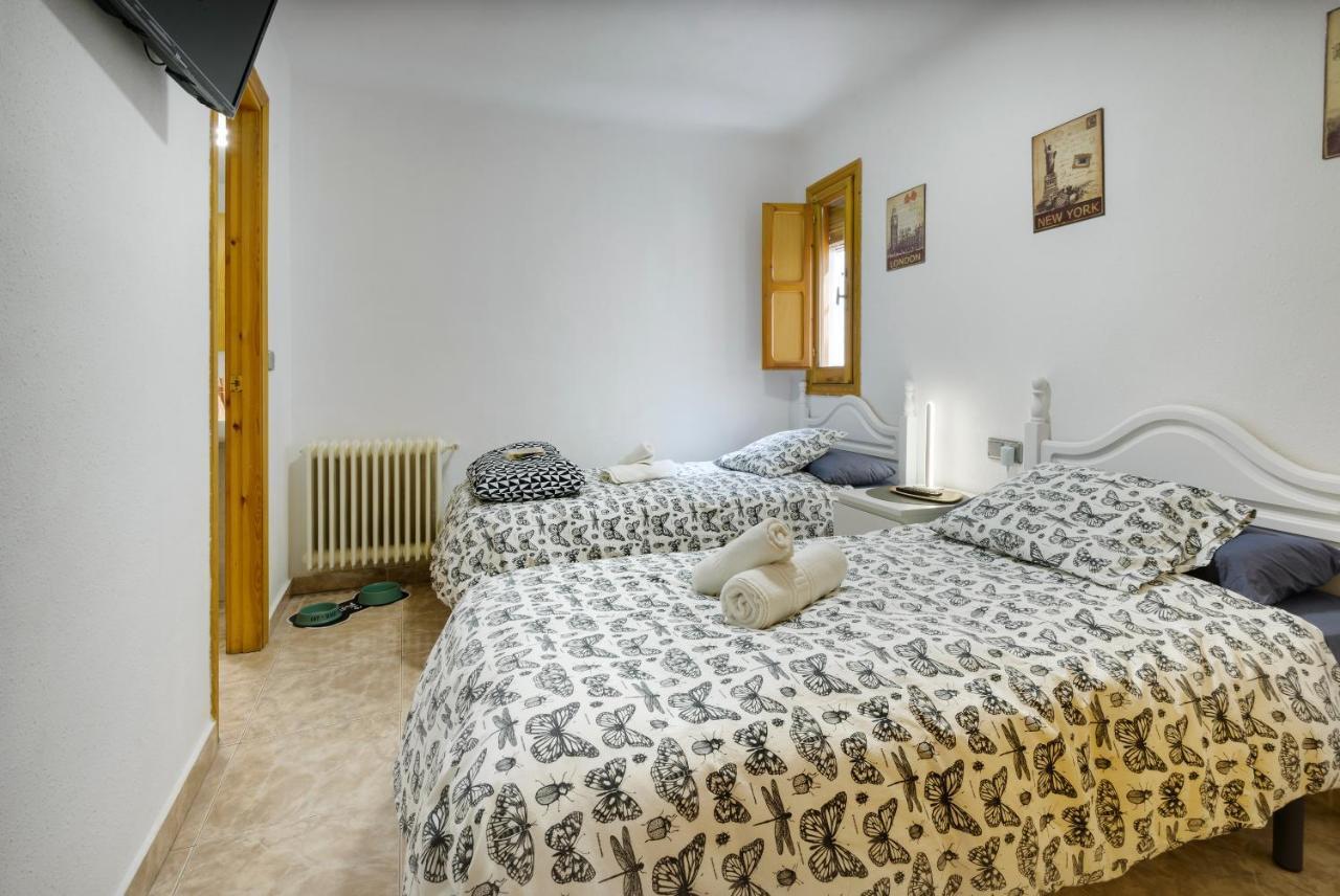 Отель Casa Campanilla Хака Экстерьер фото